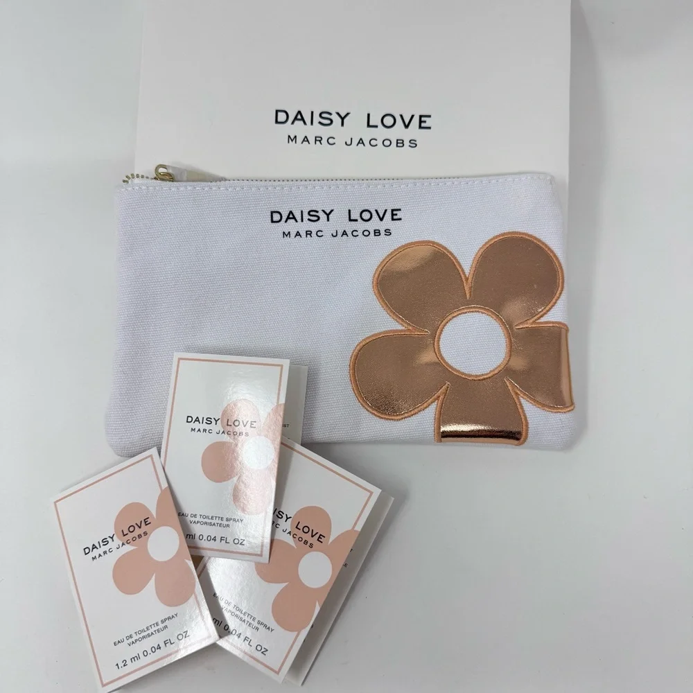 MARC JACOBS 🌼 Daisy Love 🌼 NEW Canvas & Rose Gold MAKEUP Cosmetics Bag /Pouch